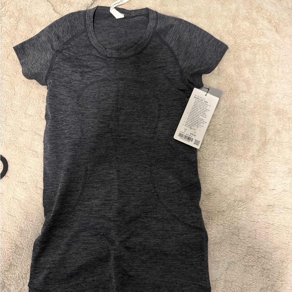 Lululemon swiftly ss 20y anniversary shirt
